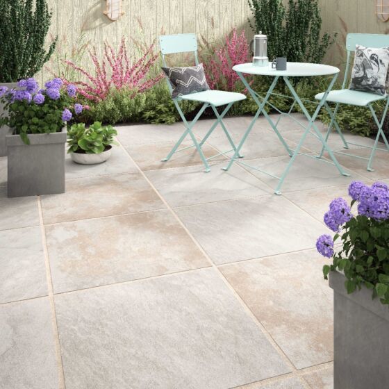 Porcelain Outdoor Tiles on patio