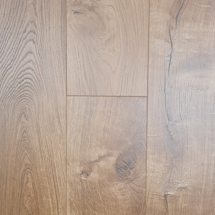 Country Oak Elite Engineered Wood Flooring HDF Long Length 20X185cm