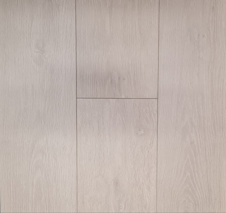 Mist Oak Elite Engineered Wood Flooring HDF Long Length 20X185cm