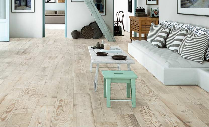 Village Miel Wood effect tiles 20X120cm